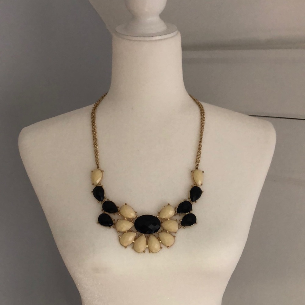 Statement necklace, gold hardware, ivory/black